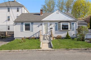 39 Meadow Avenue, Cranston, RI 02920