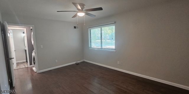 1907 Stonegate Ln 1907, Stanhope Boro, NJ 07874