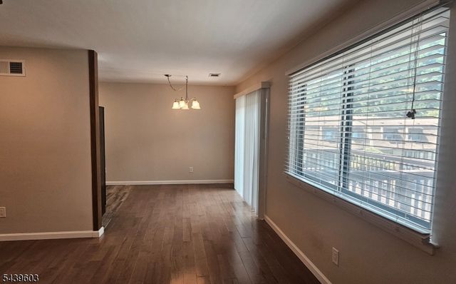 1907 Stonegate Ln 1907, Stanhope Boro, NJ 07874