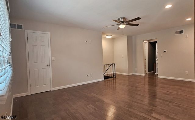 1907 Stonegate Ln 1907, Stanhope Boro, NJ 07874