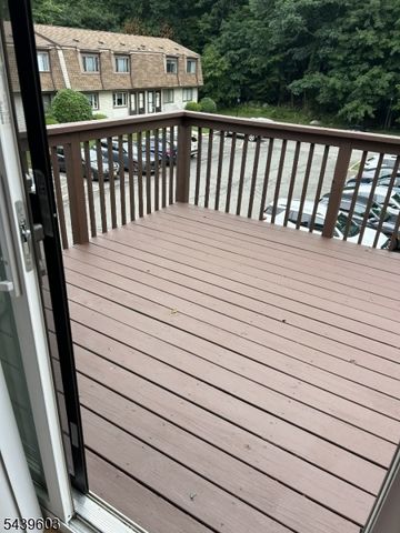 1907 Stonegate Ln 1907, Stanhope Boro, NJ 07874