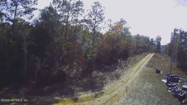 307 LEMON Street, Interlachen, FL 32148