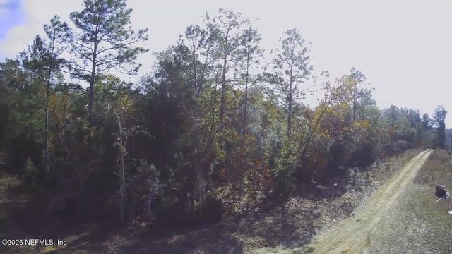 307 LEMON Street, Interlachen, FL 32148