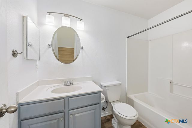 527 Roosevelt Drive, Seguin, TX 78155