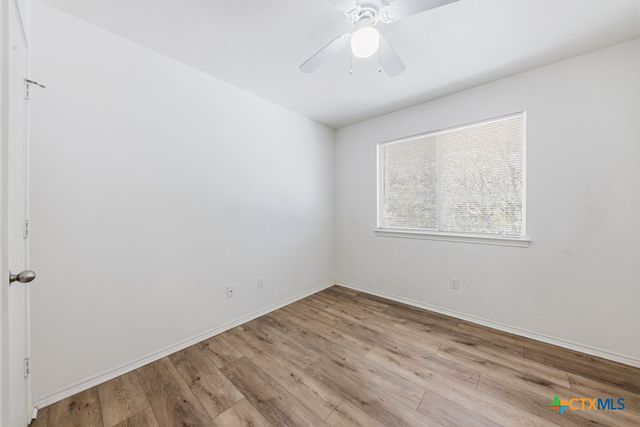 527 Roosevelt Drive, Seguin, TX 78155