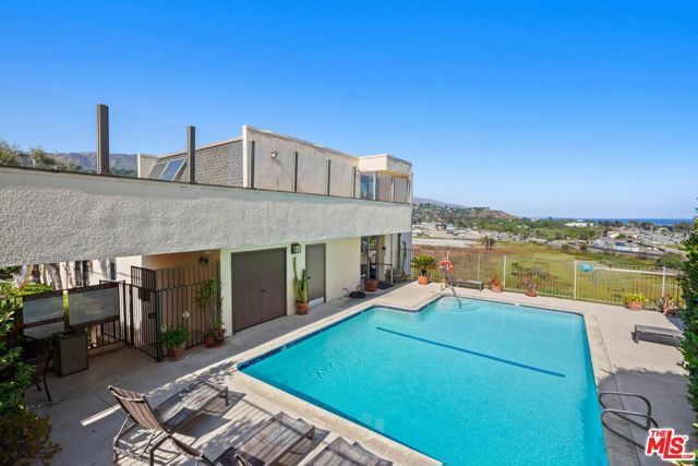 23901 Civic Center Way 126, Malibu, CA 90265