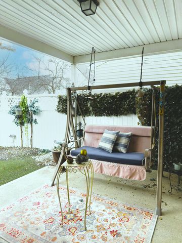 294 Lazelle Place Lane, Lewis Center, OH 43035