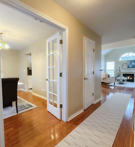 294 Lazelle Place Lane, Lewis Center, OH 43035