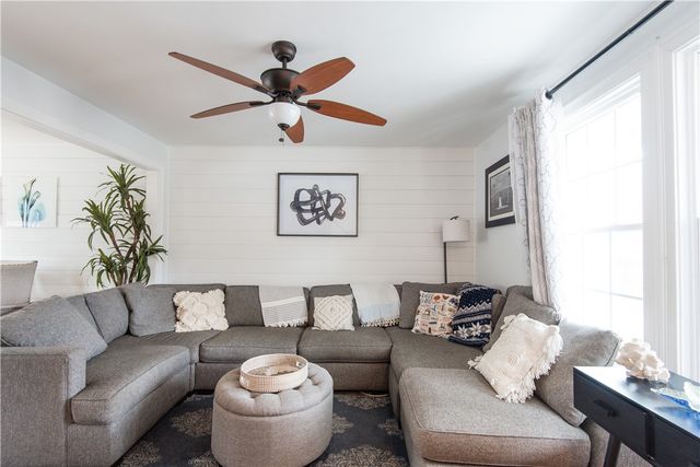 88 Kay Street, Newport, RI 02840