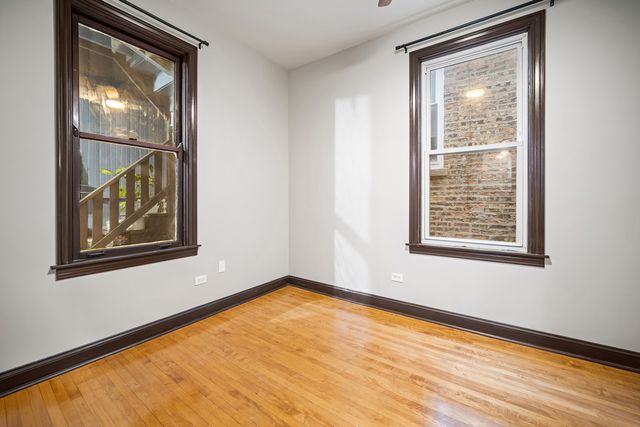 2737 W 22nd Place 2, Chicago, IL 60608