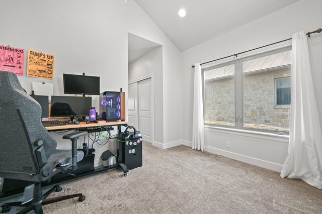 592 Fm 967 B, Buda, TX 78610