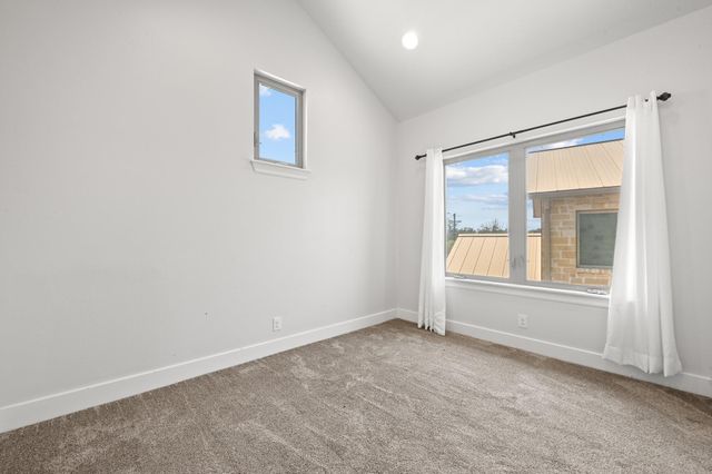 592 Fm 967 B, Buda, TX 78610