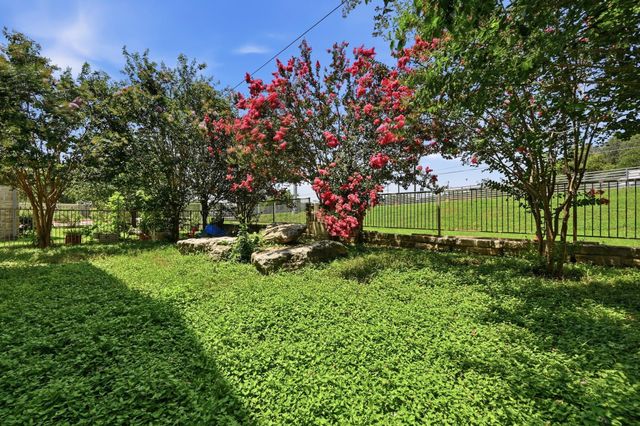 592 Fm 967 B, Buda, TX 78610