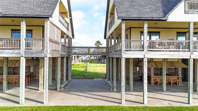 858 Bowers, Crystal Beach, TX 77650
