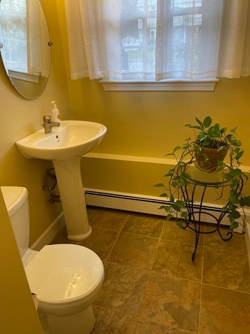 2 Barrett Road, Lexington, MA 02421