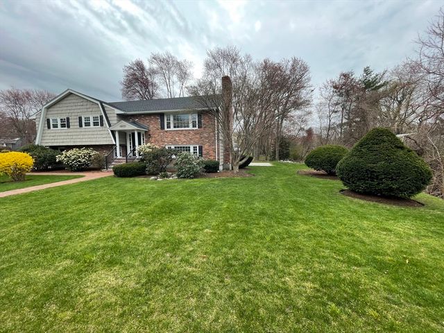 2 Barrett Road, Lexington, MA 02421