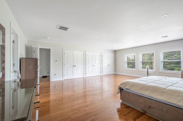 257 Prospect St, Auburn, MA 01501
