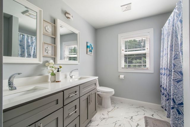 257 Prospect St, Auburn, MA 01501