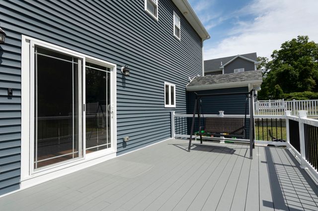 257 Prospect St, Auburn, MA 01501