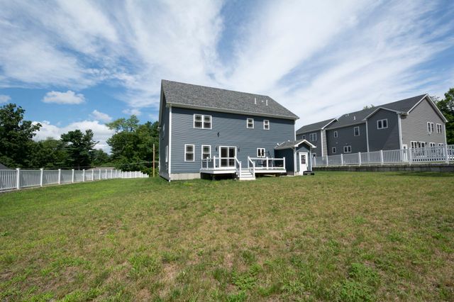 257 Prospect St, Auburn, MA 01501