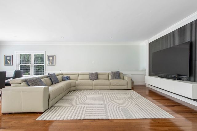 257 Prospect St, Auburn, MA 01501