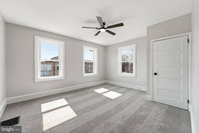 2201 N LOCUST ST, Wilmington, DE 19802