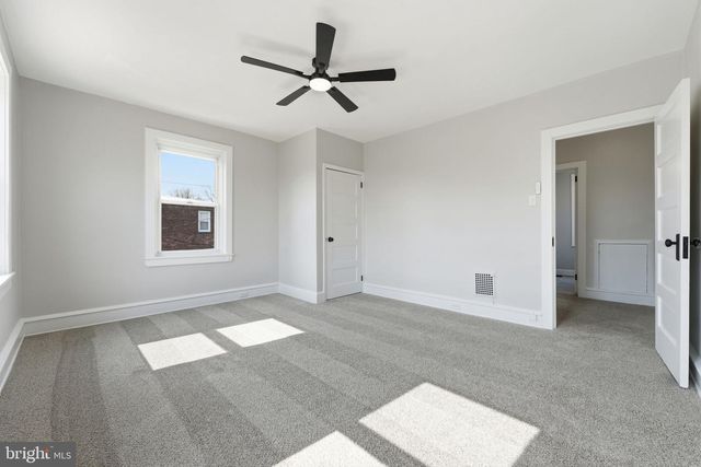 2201 N LOCUST ST, Wilmington, DE 19802