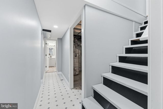 2201 N LOCUST ST, Wilmington, DE 19802