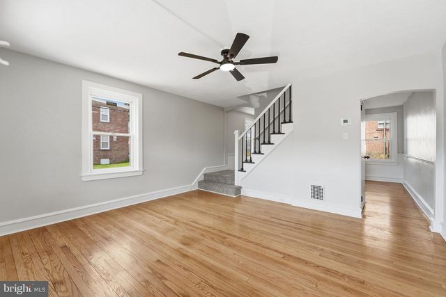 2201 N LOCUST ST, Wilmington, DE 19802