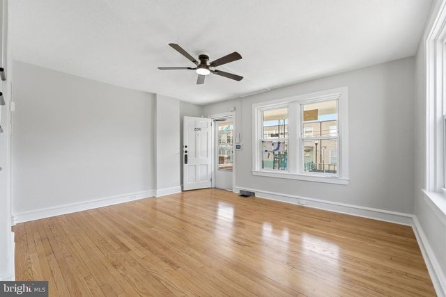 2201 N LOCUST ST, Wilmington, DE 19802