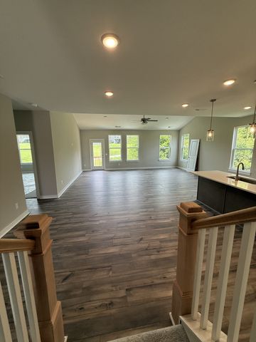 3322 Parmenter Street, Columbia, TN 38401