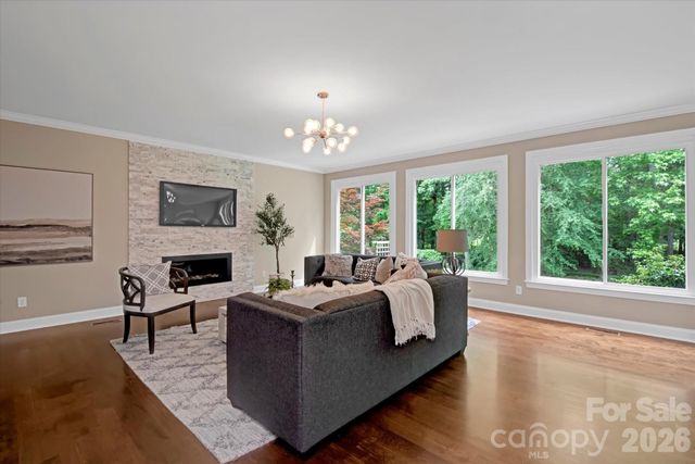 409 Running Horse Lane, Waxhaw, NC 28173