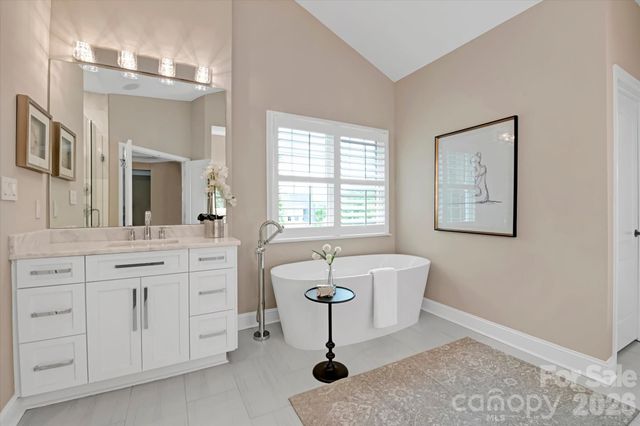 409 Running Horse Lane, Waxhaw, NC 28173