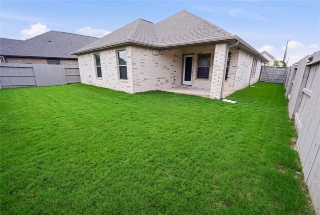 2415 Honeyberry Shrub Drive, Manvel, TX 77578