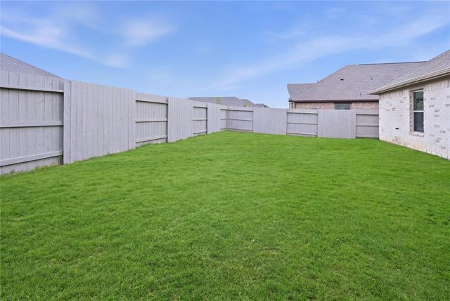2415 Honeyberry Shrub Drive, Manvel, TX 77578