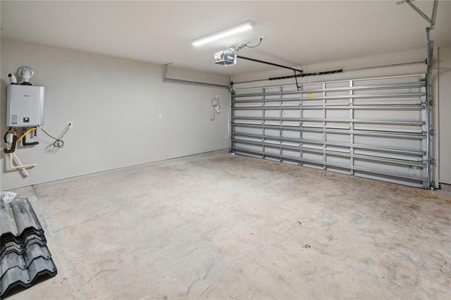 2415 Honeyberry Shrub Drive, Manvel, TX 77578