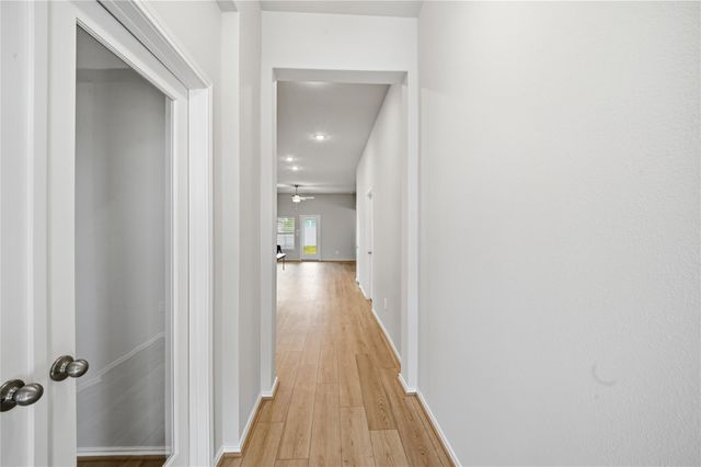 2415 Honeyberry Shrub Drive, Manvel, TX 77578