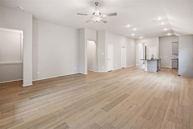 2415 Honeyberry Shrub Drive, Manvel, TX 77578