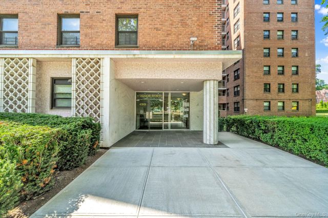 4901 Henry Hudson Parkway W 6E, Bronx, NY 10471