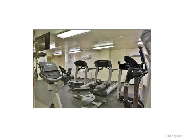 4901 Henry Hudson Parkway W 6E, Bronx, NY 10471