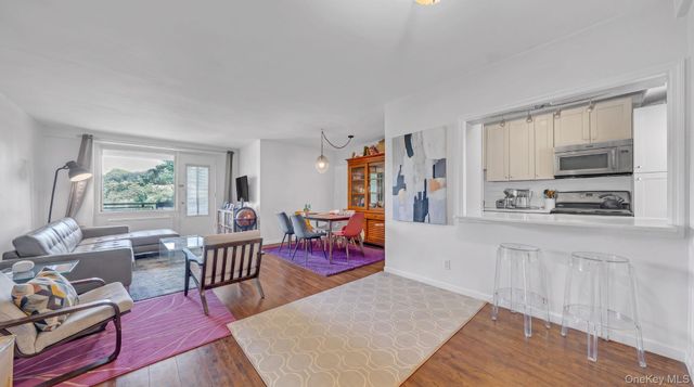 4901 Henry Hudson Parkway W 6E, Bronx, NY 10471