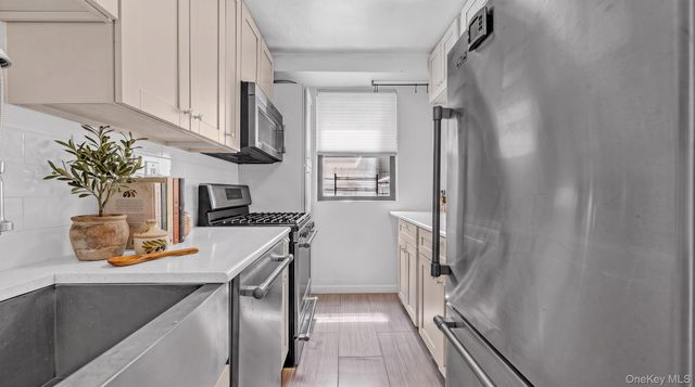 4901 Henry Hudson Parkway W 6E, Bronx, NY 10471