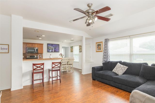 5707 Mason Oaks, Houston, TX 77085