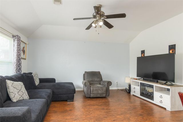 5707 Mason Oaks, Houston, TX 77085