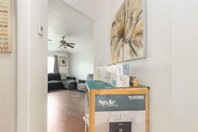 5707 Mason Oaks, Houston, TX 77085