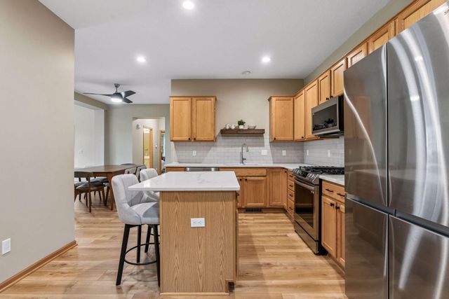 3873 Lawndale Lane N, Plymouth, MN 55446