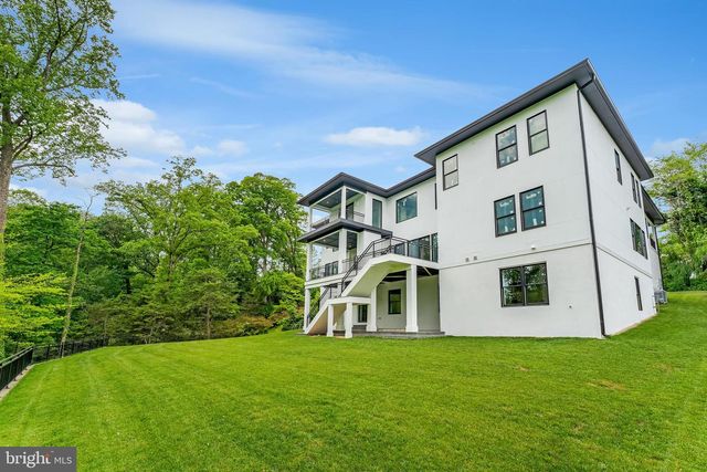 1434 WAGGAMAN CIR, Mclean, VA 22101
