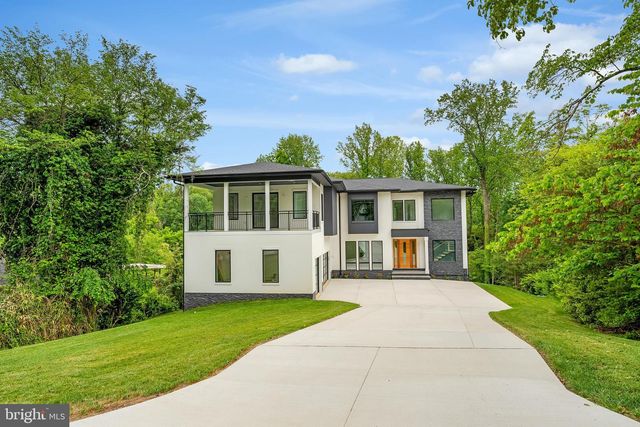 1434 WAGGAMAN CIR, Mclean, VA 22101