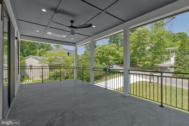 1434 WAGGAMAN CIR, Mclean, VA 22101