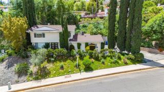 24526 Calvert Street, Woodland Hills, CA 91367